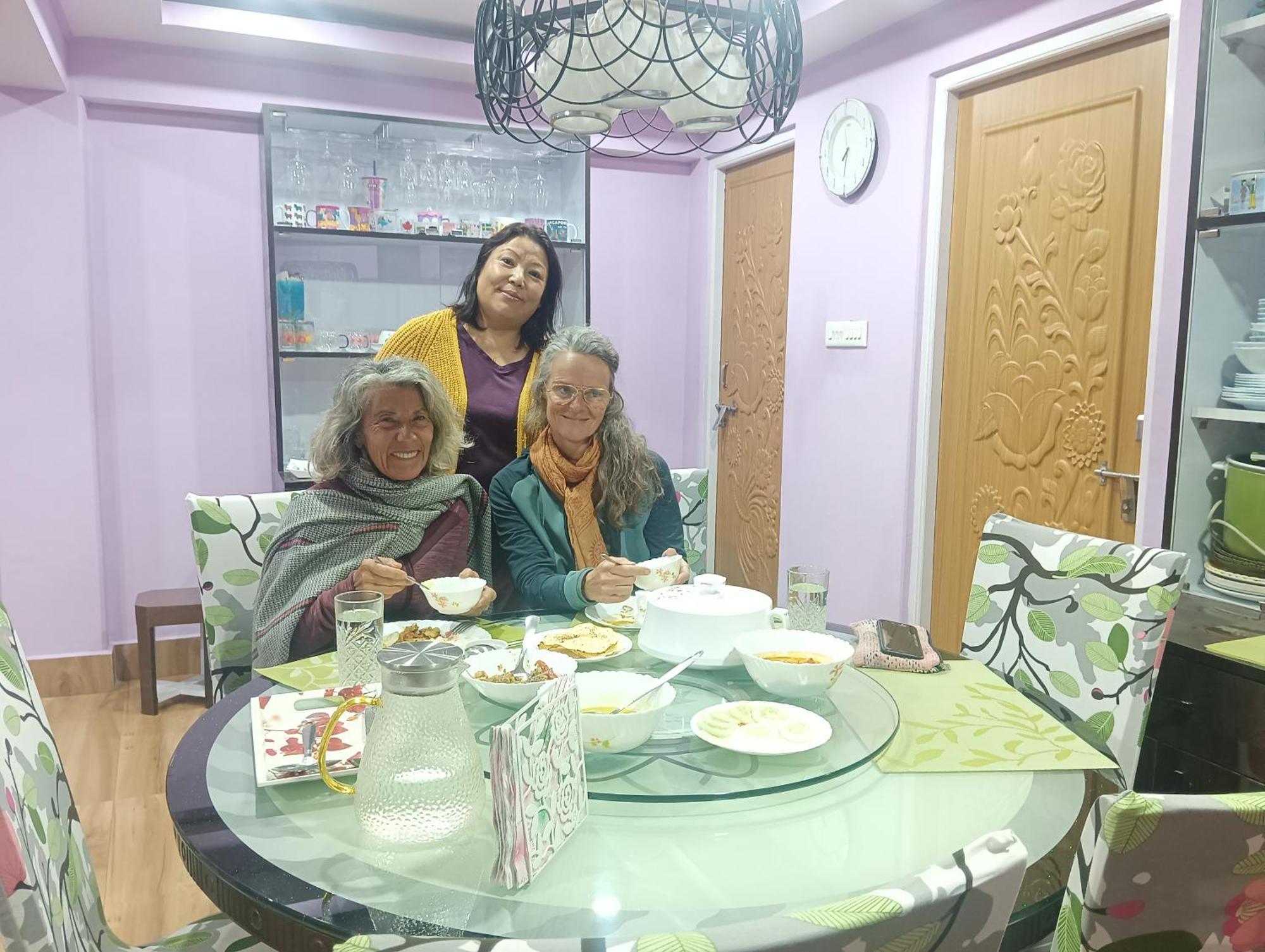 Dew Drops Guest House Νταρτζίλινγκ Εξωτερικό φωτογραφία